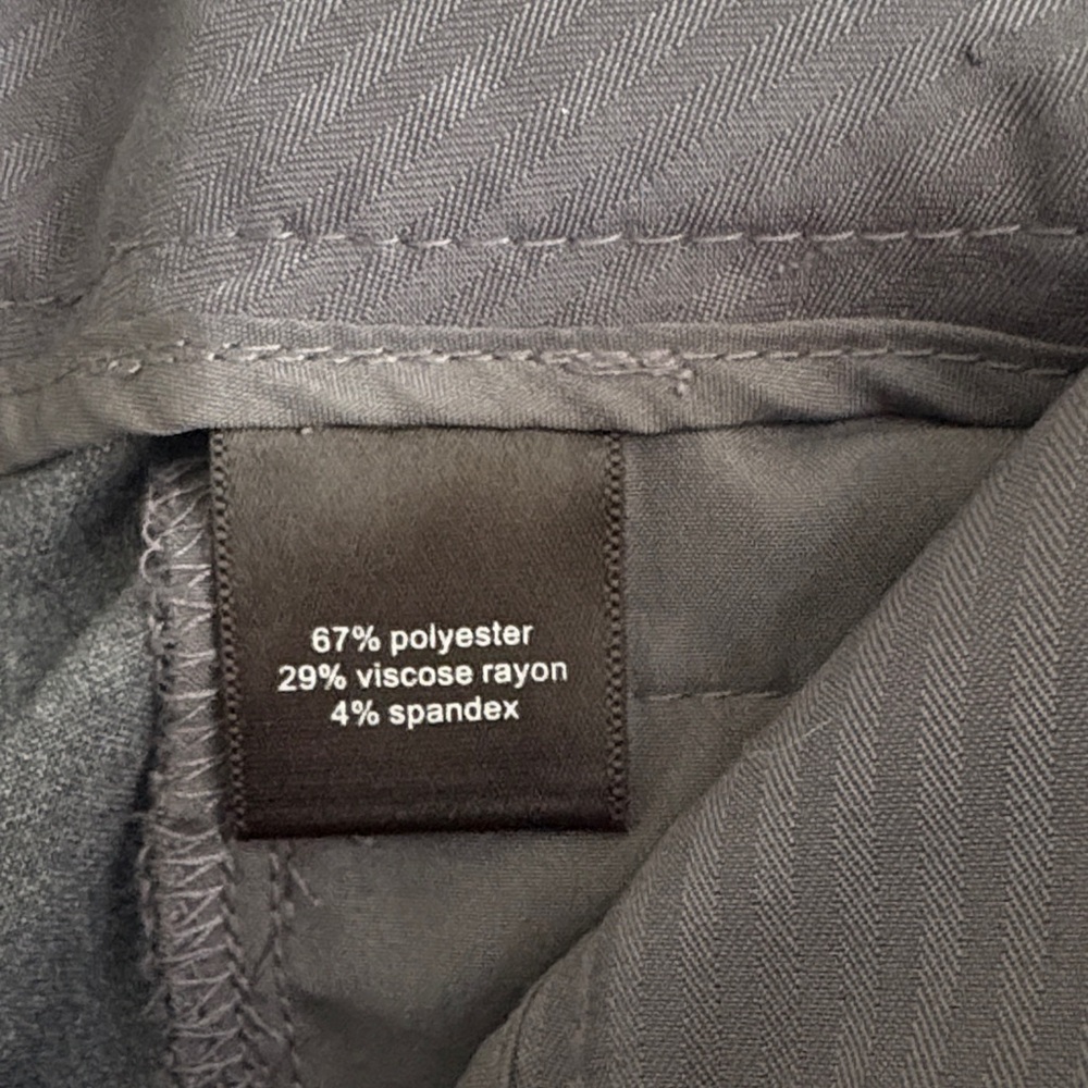 NWT Women's The limited grey straight leg dress pants 2R - Picture 4 of 5